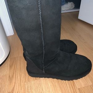 Black high ugg boots